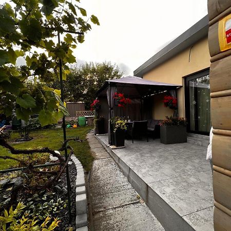 Chatka Pod Martinskymi Holami S Klimatizaciou Exteriör bild